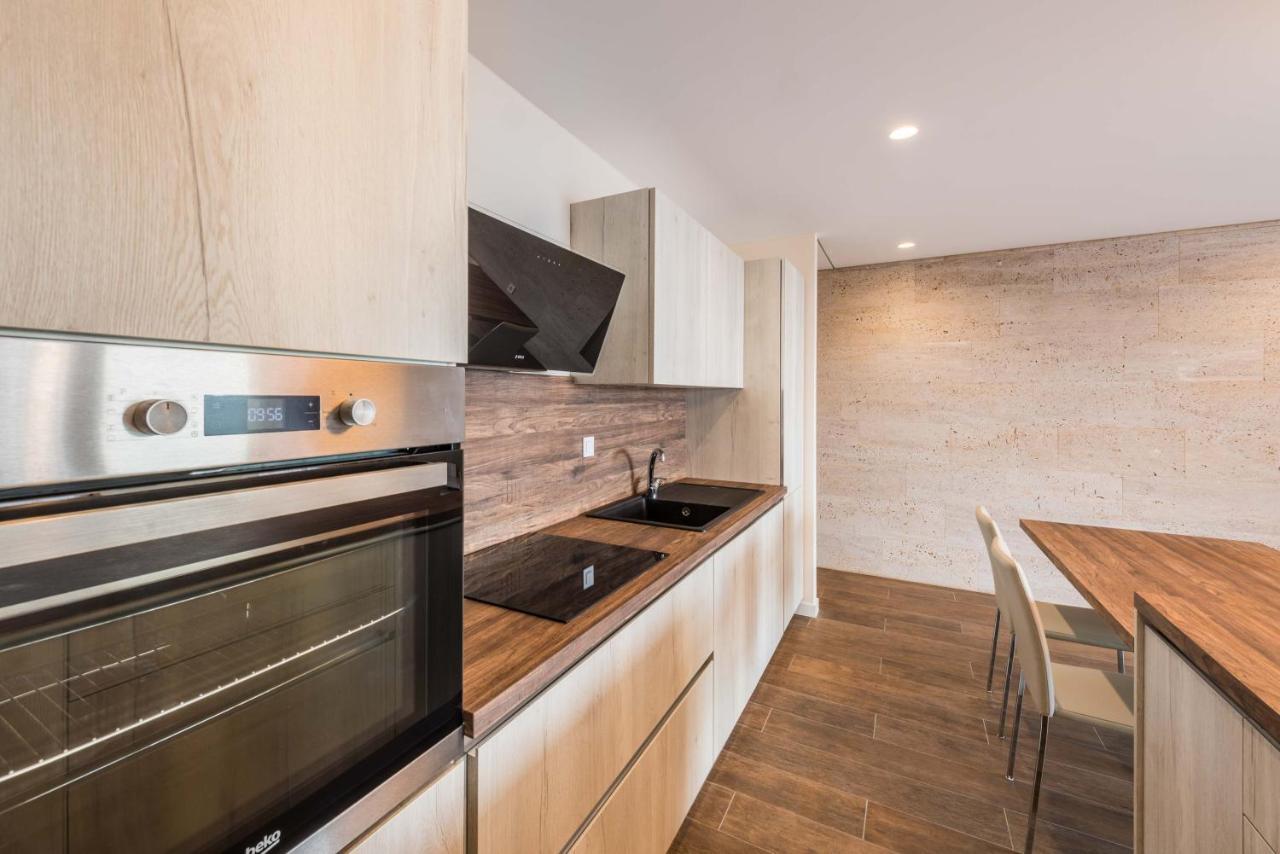 Apartment Olijfboom Dugi Rat Dış mekan fotoğraf