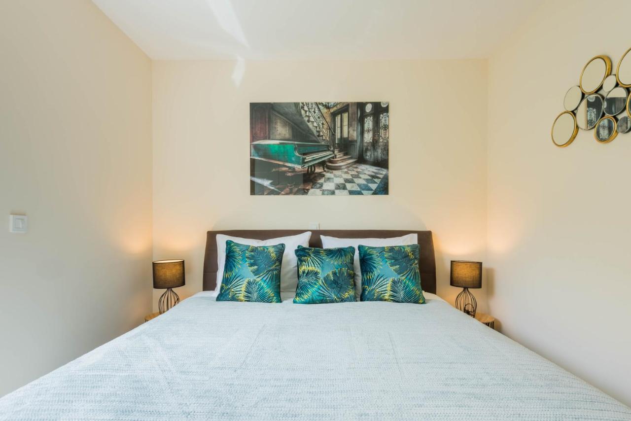 Apartment Olijfboom Dugi Rat Dış mekan fotoğraf