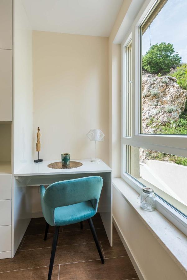 Apartment Olijfboom Dugi Rat Dış mekan fotoğraf