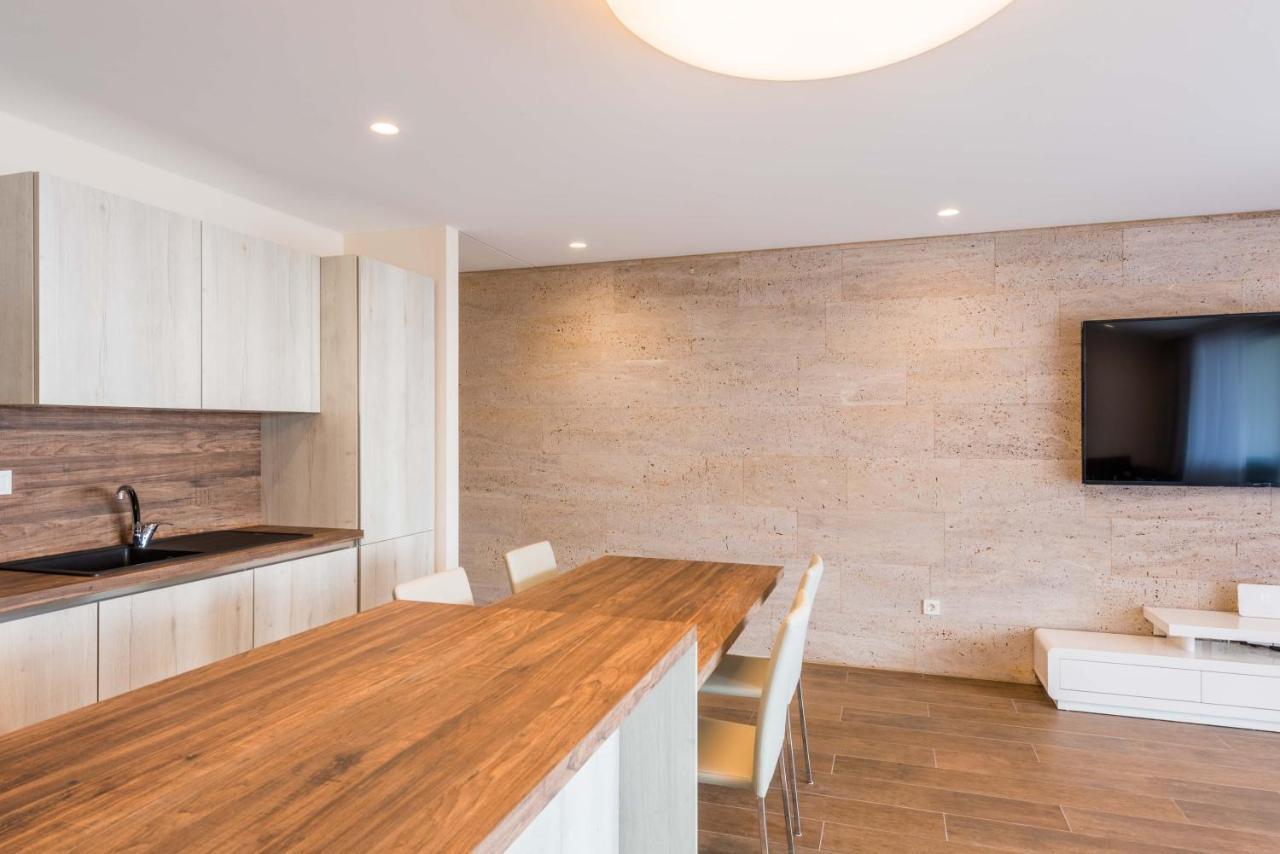 Apartment Olijfboom Dugi Rat Dış mekan fotoğraf