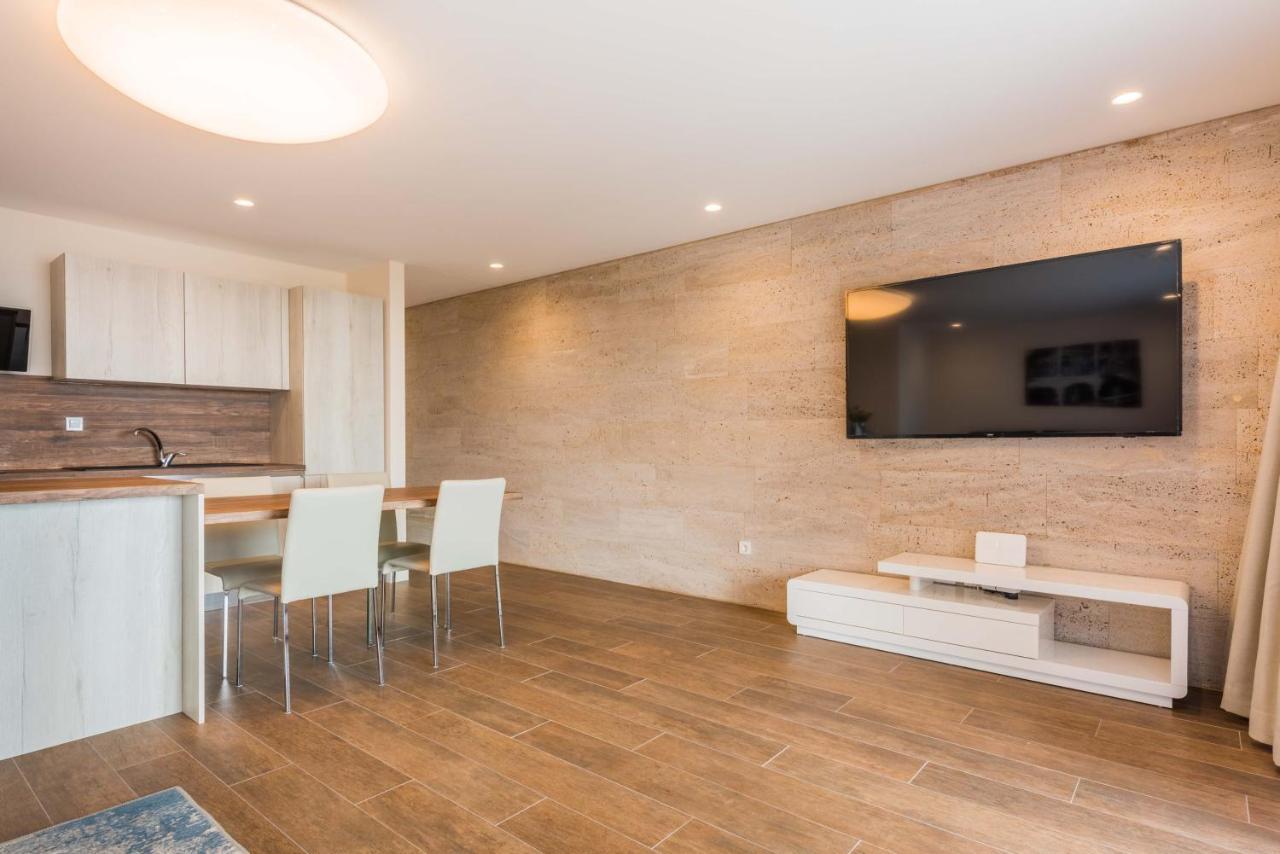 Apartment Olijfboom Dugi Rat Dış mekan fotoğraf