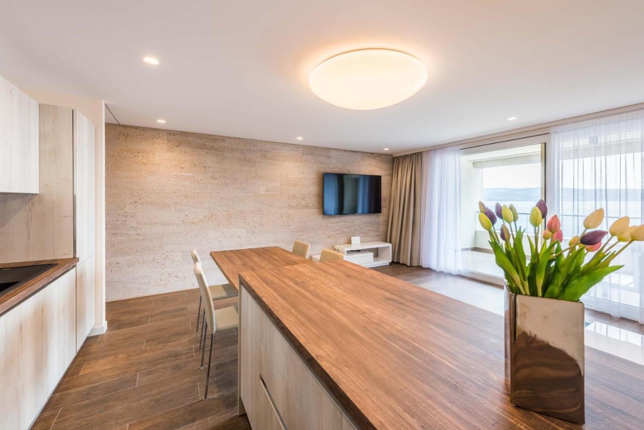 Apartment Olijfboom Dugi Rat Dış mekan fotoğraf